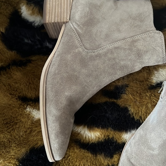 Used Rag and bone booties - Picture 4 of 6